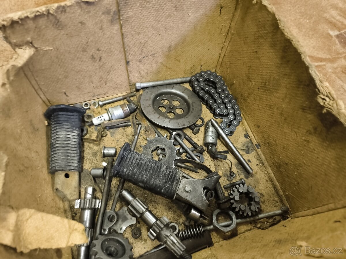 Motor JAWA pionýr - 6