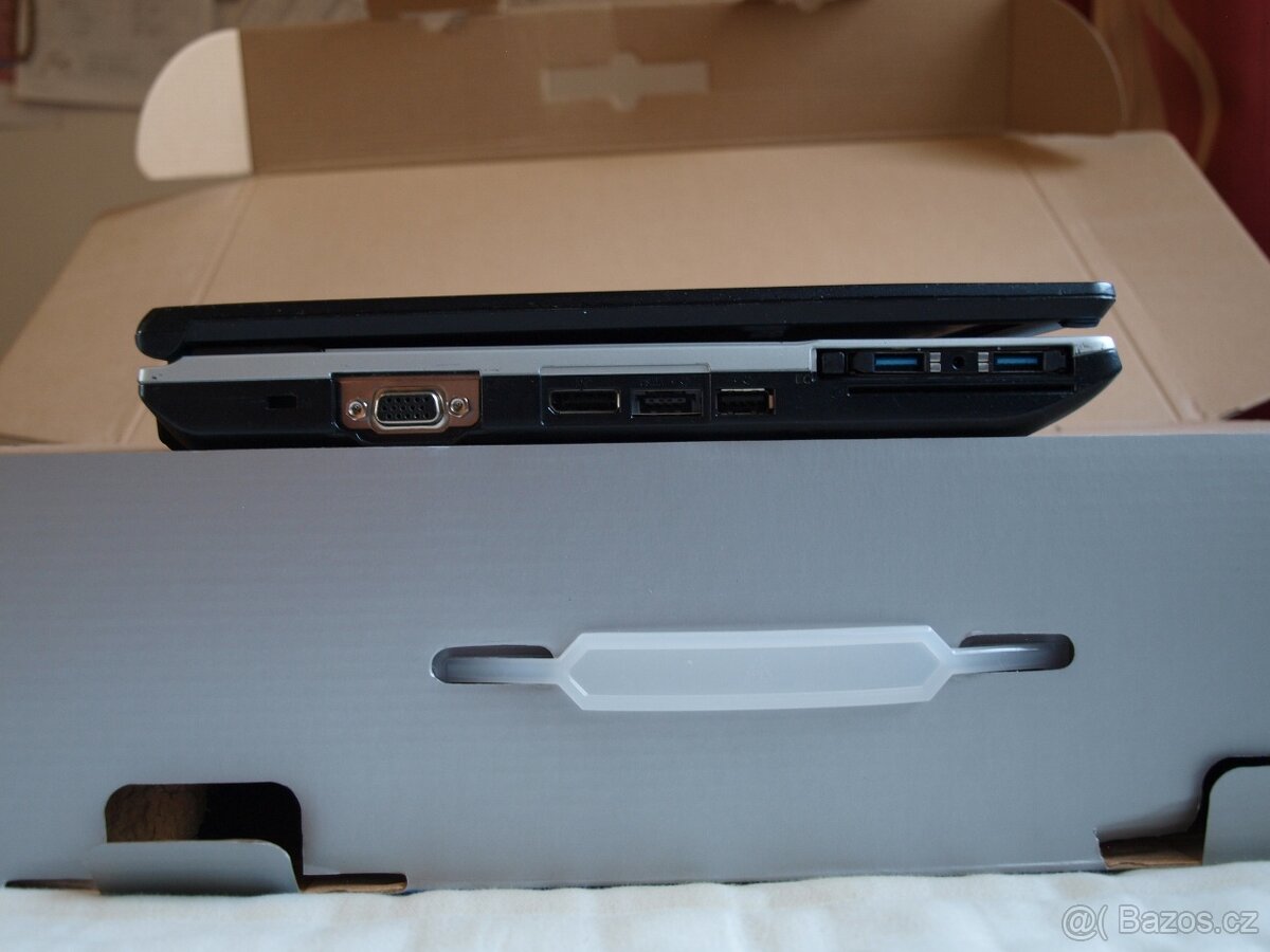 Notebook 15,6", Fujitsu E751, i7, 8GB, 120GB SSD, W10 - 6