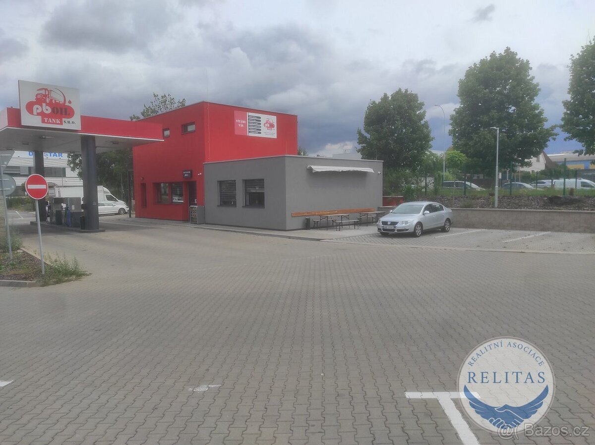 Prodej obchodních prostor 210 m² - 6