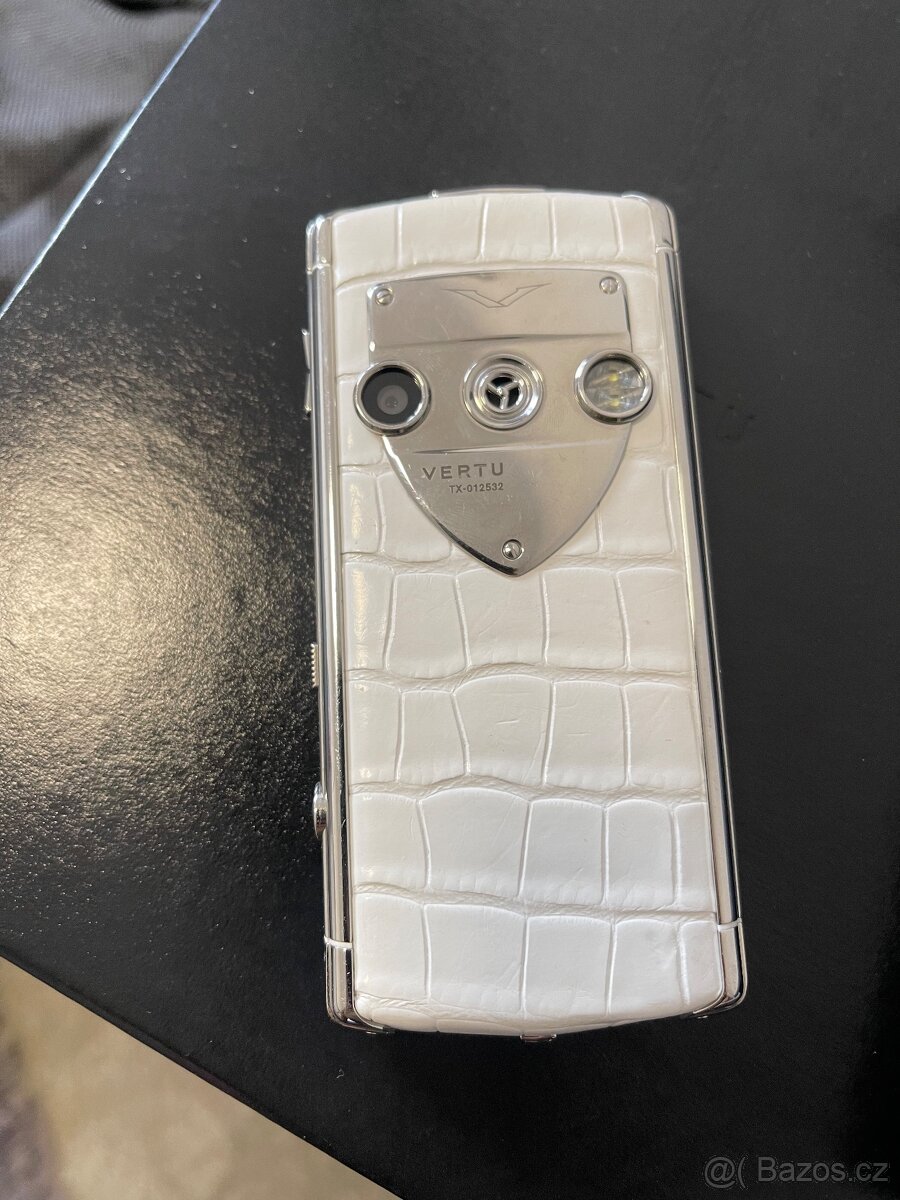 Vertu - 6