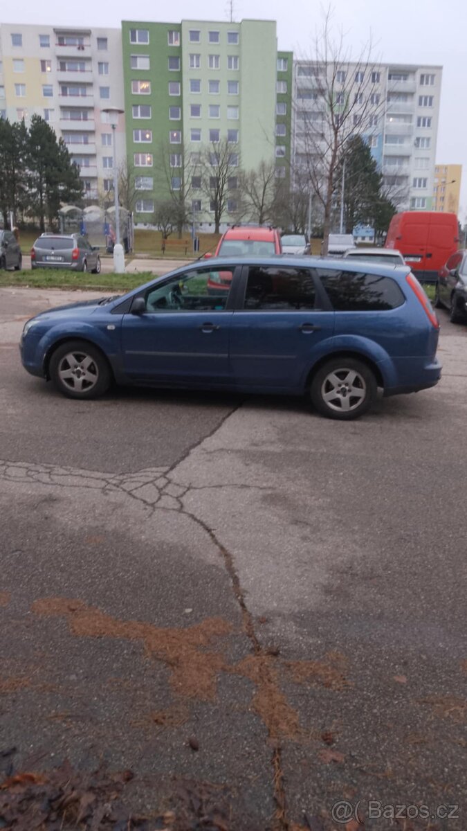 Ford Focus 1.6.tdi 80kw - 6