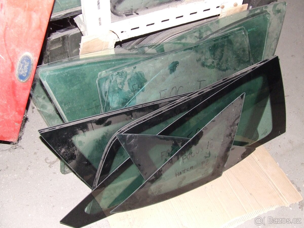 Prodám skla na starší Fordy - 6