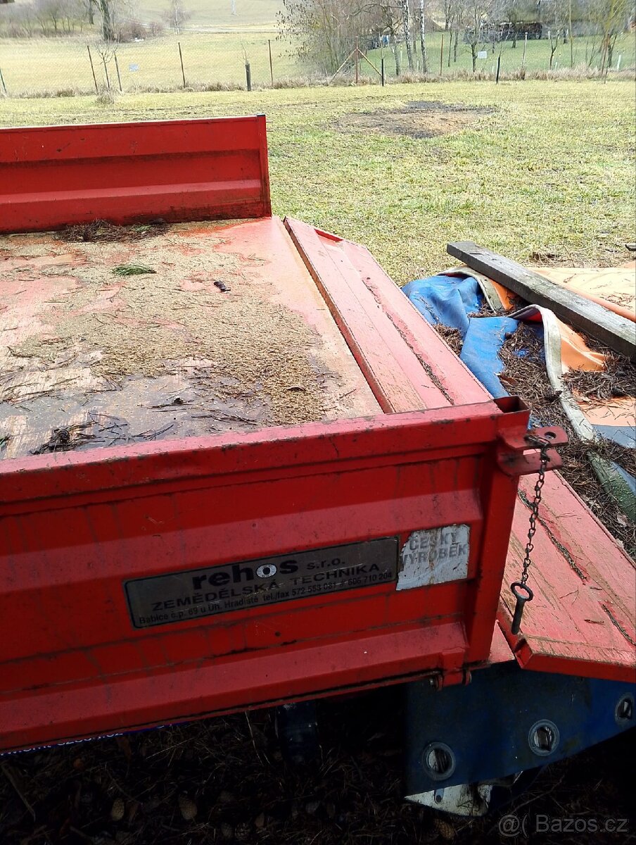 Sklápěcí přívěs za traktor - 6