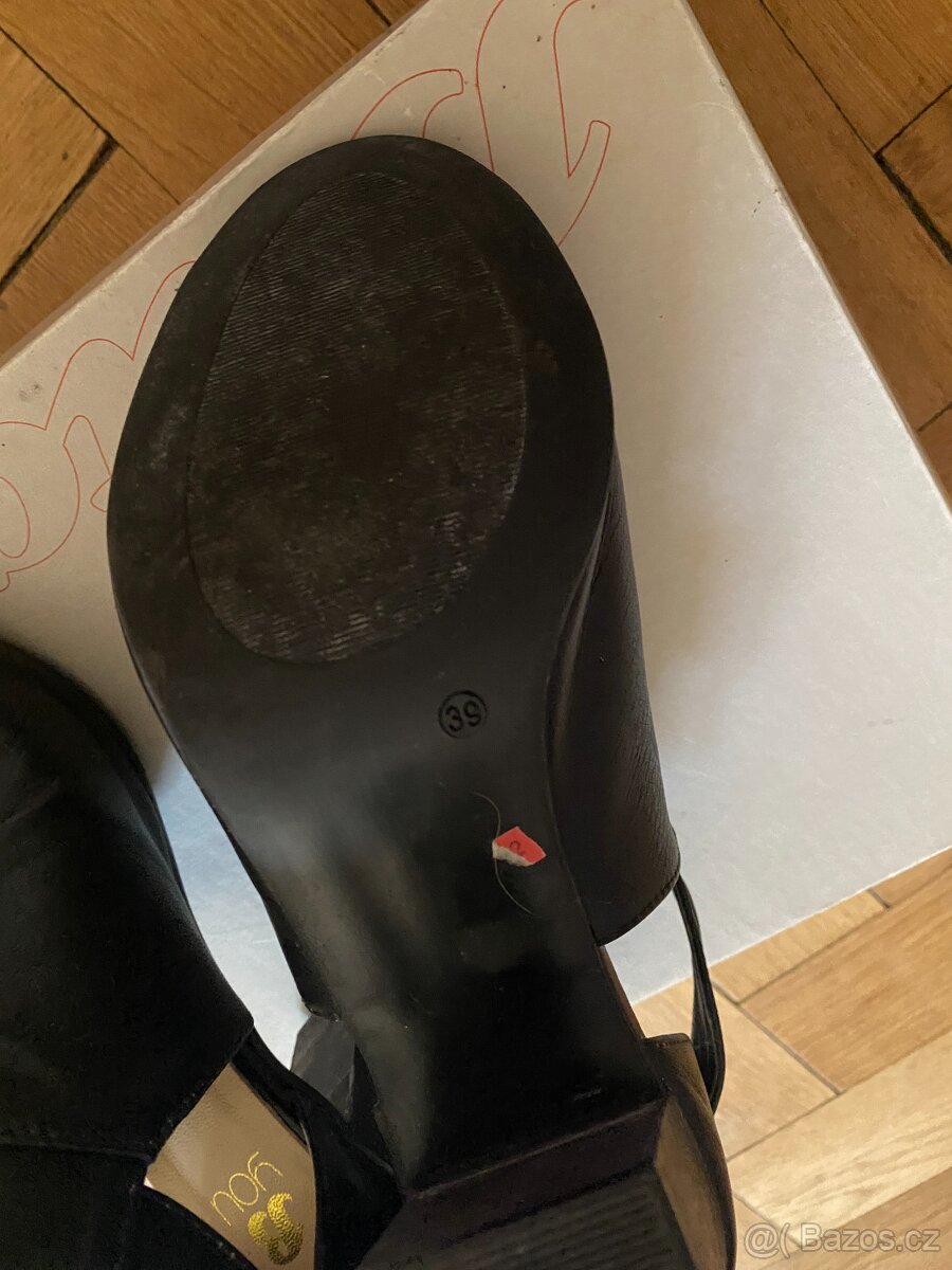 Kožené sandále Baťa - 6