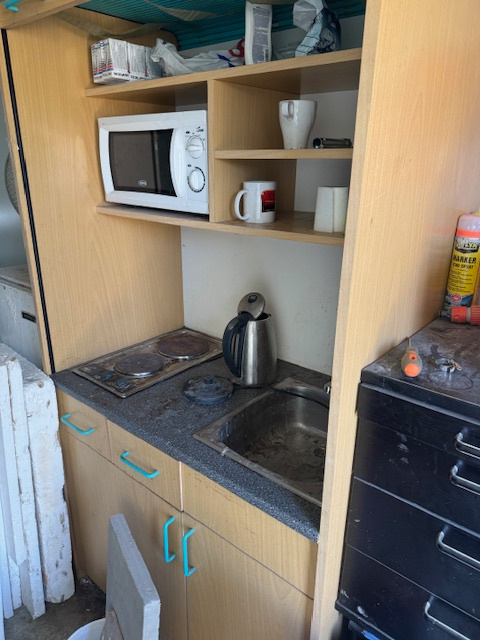 Stavební buňka velká s vybavením - 6