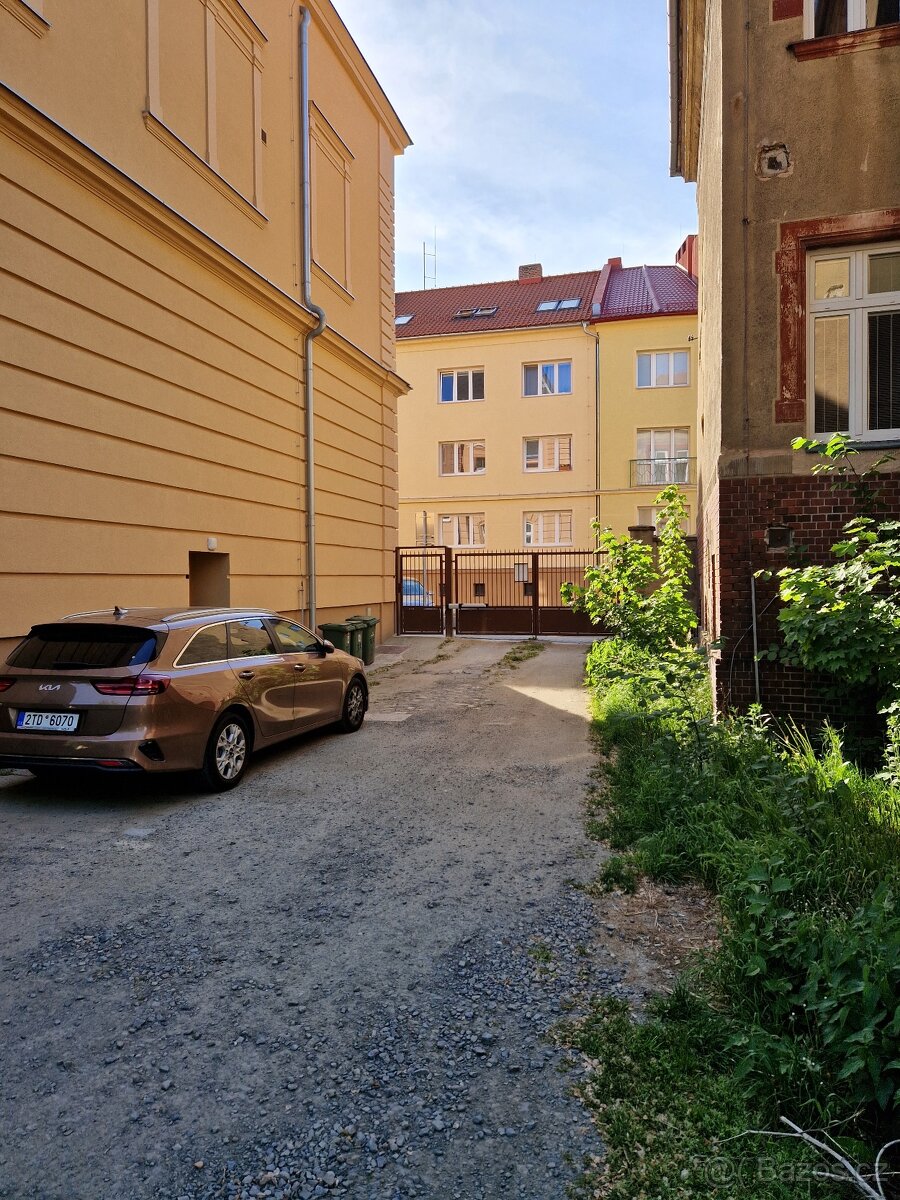 Pronájem garáže - 6