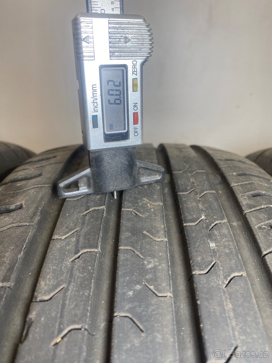 215/55R17 - 6