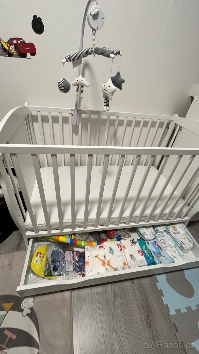 Dřevěná postýlka s medvídkem - 6