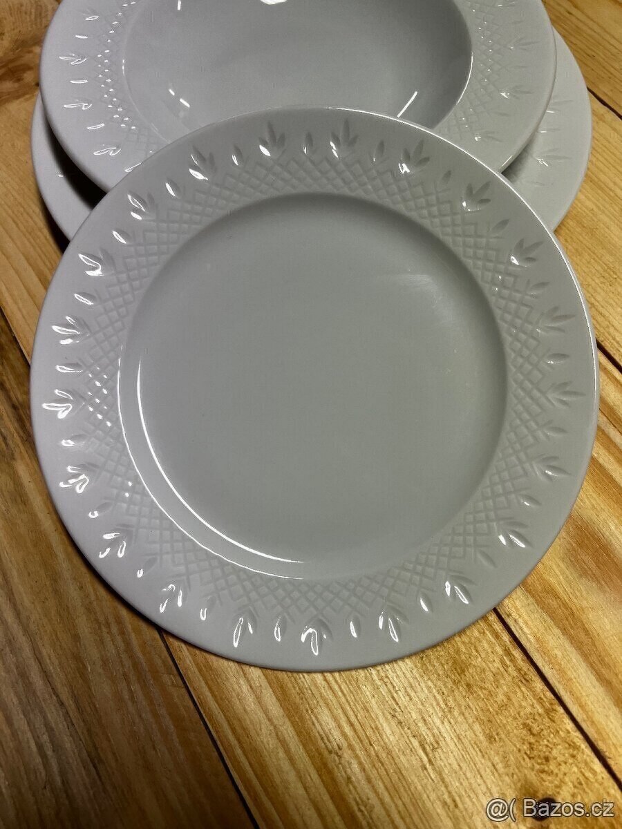 Talířová souprava, sada talířů - 6