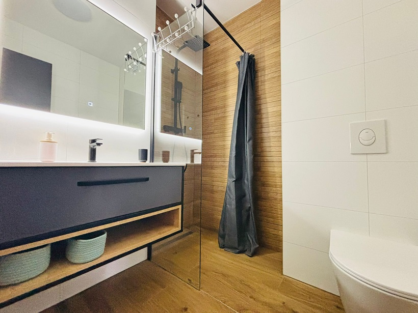 Chorvátsko-Trojizbový zariadený apartmán s bazénom - 6