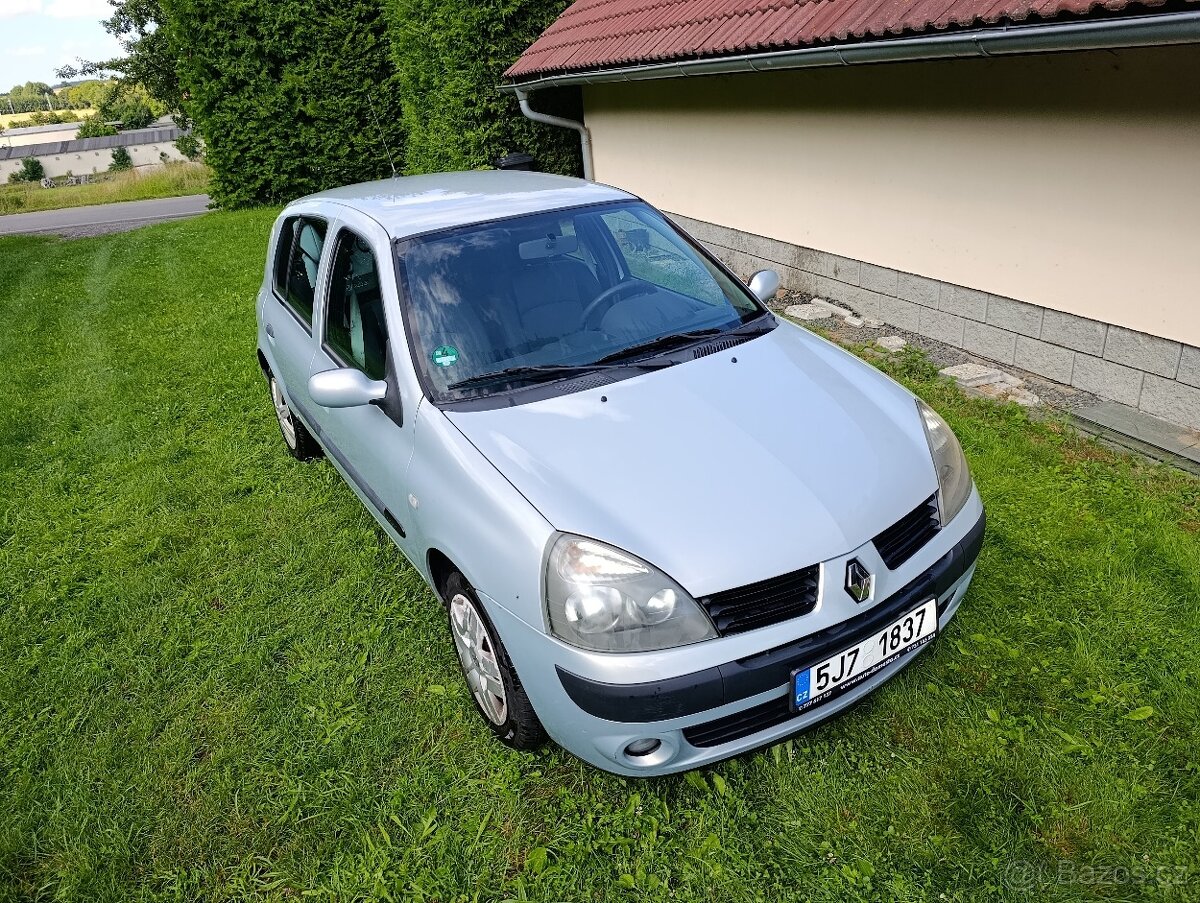 Renault Clio - 6