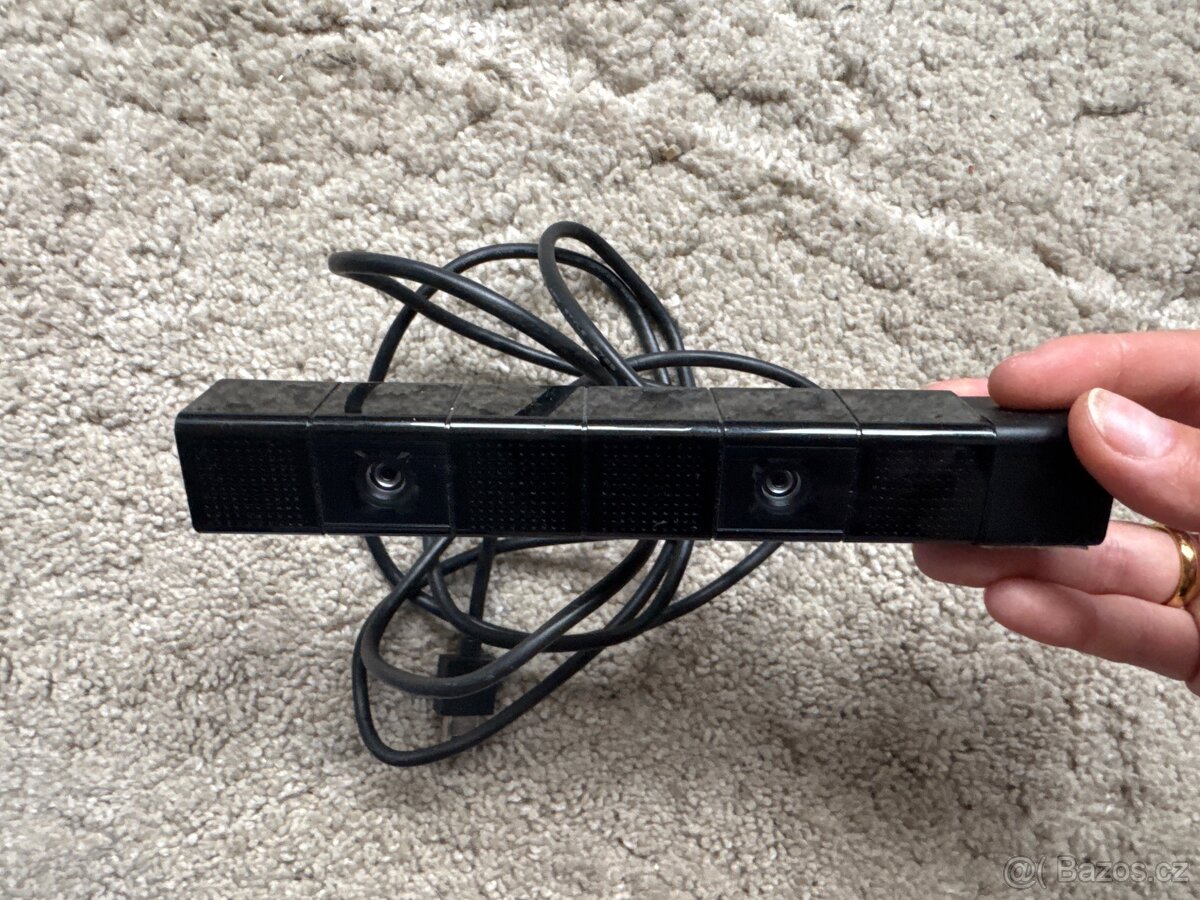 Play station 4 500GB + PS TV + ovladač + kabely - komplet - 6