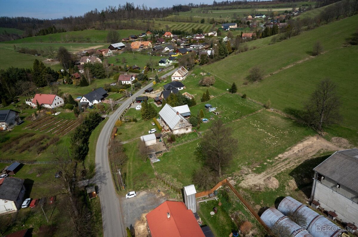 Stavební pozemek na prodej - 6