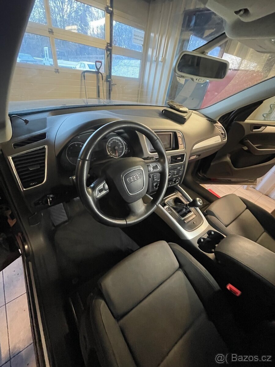 AUDI Q5 2.0tfsi 132kw 4x4 - 6
