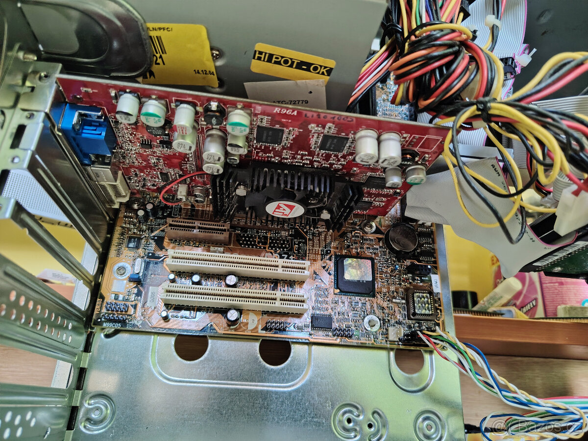 pc retrobedna Pentium III - 6