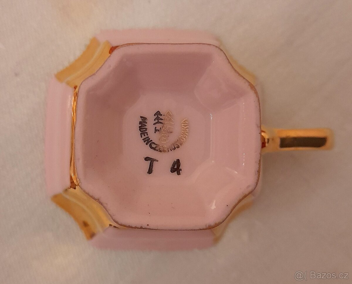 Šálek s podšálkem - H&C Chodov - 6