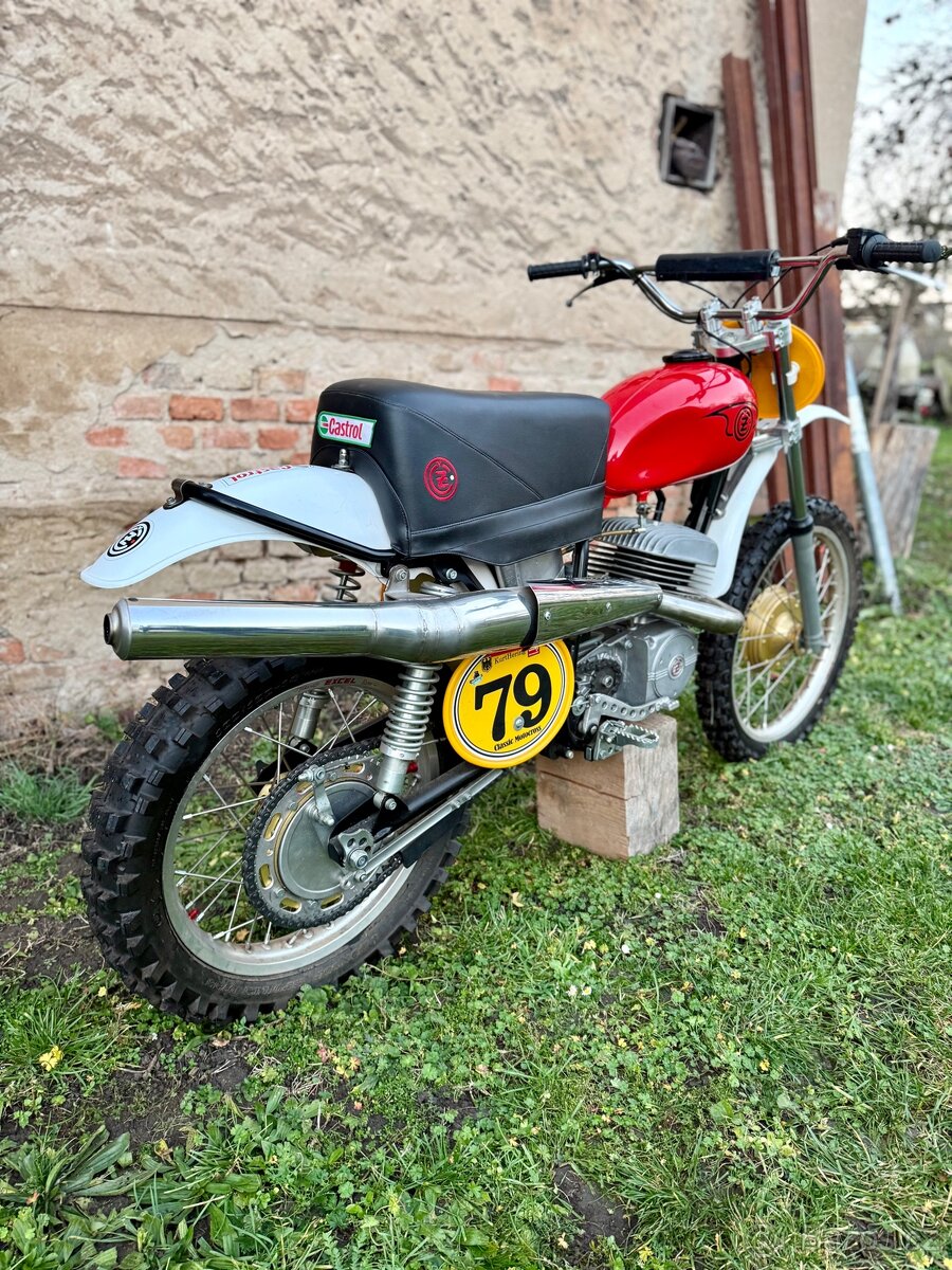 ČZ 390/981 MONTREAL - 6