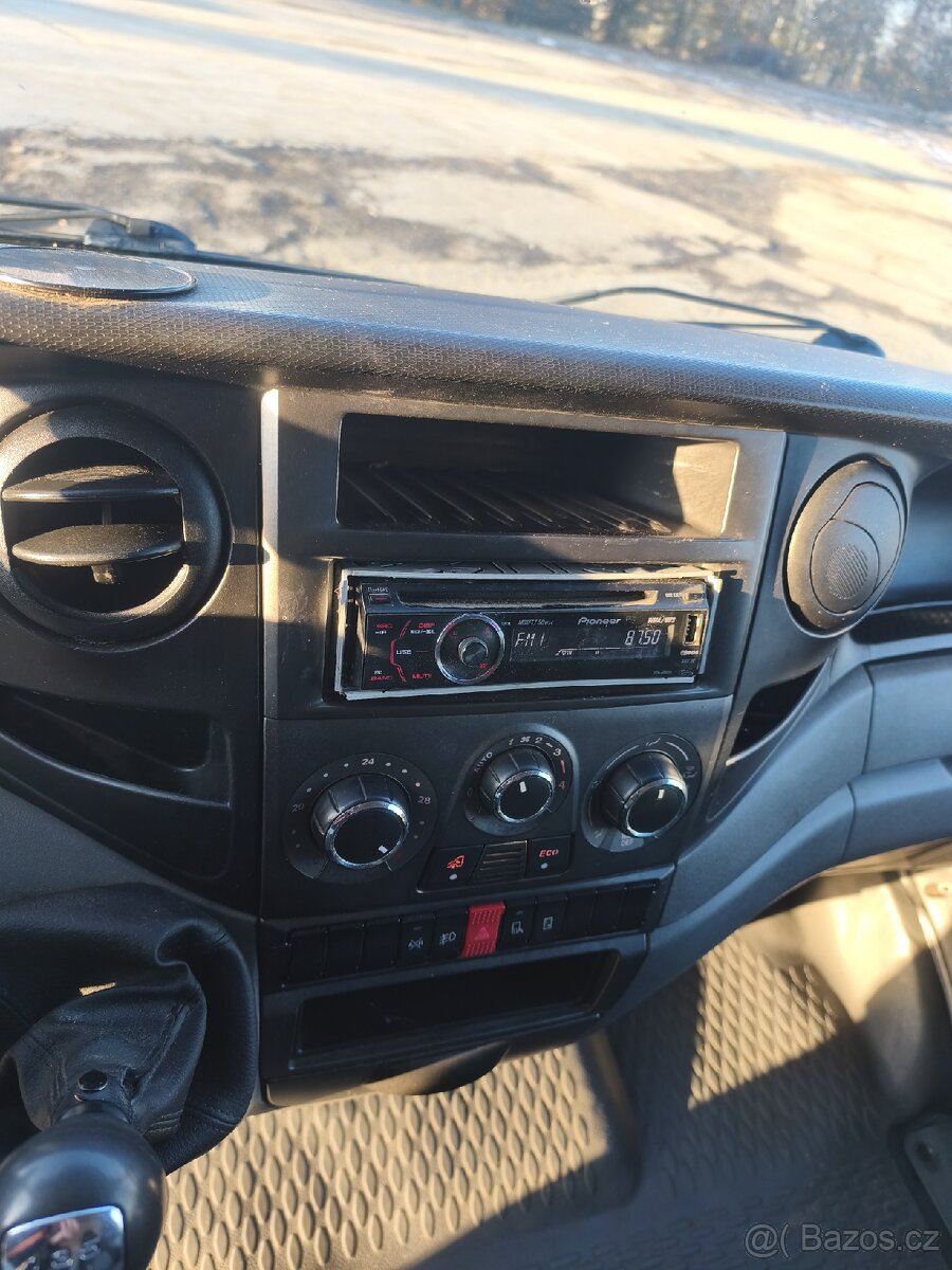 Iveco Daily 2012 35s13 L2H1 - 6