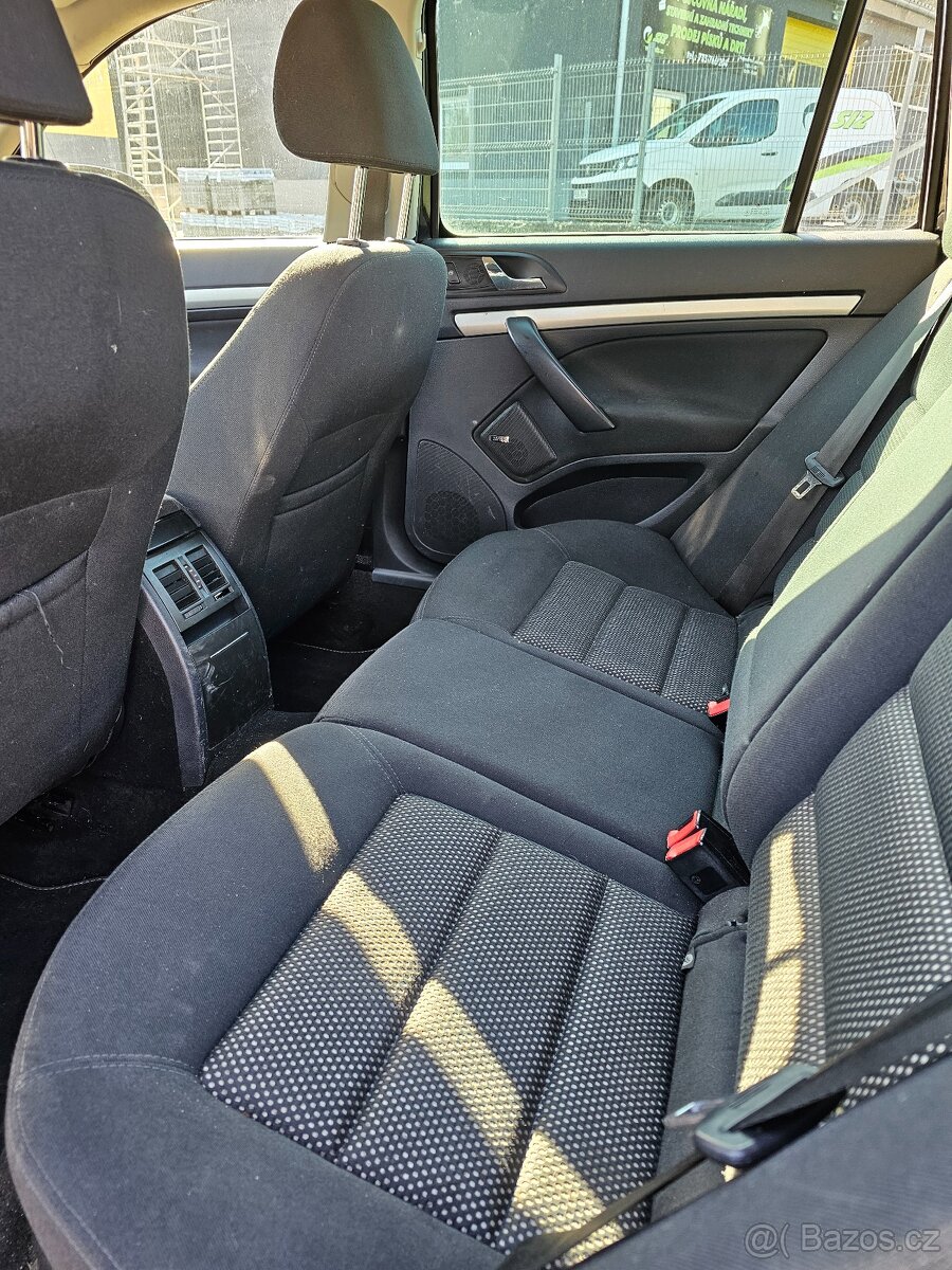 Škoda Octavia Scout 2,0TDI DSG - 6