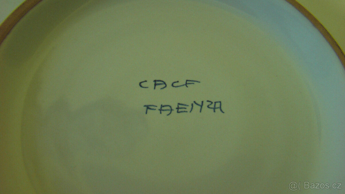 JAPONSKÝ KERAMICKÝ a HERALDICKÝ TALÍŘ - 6