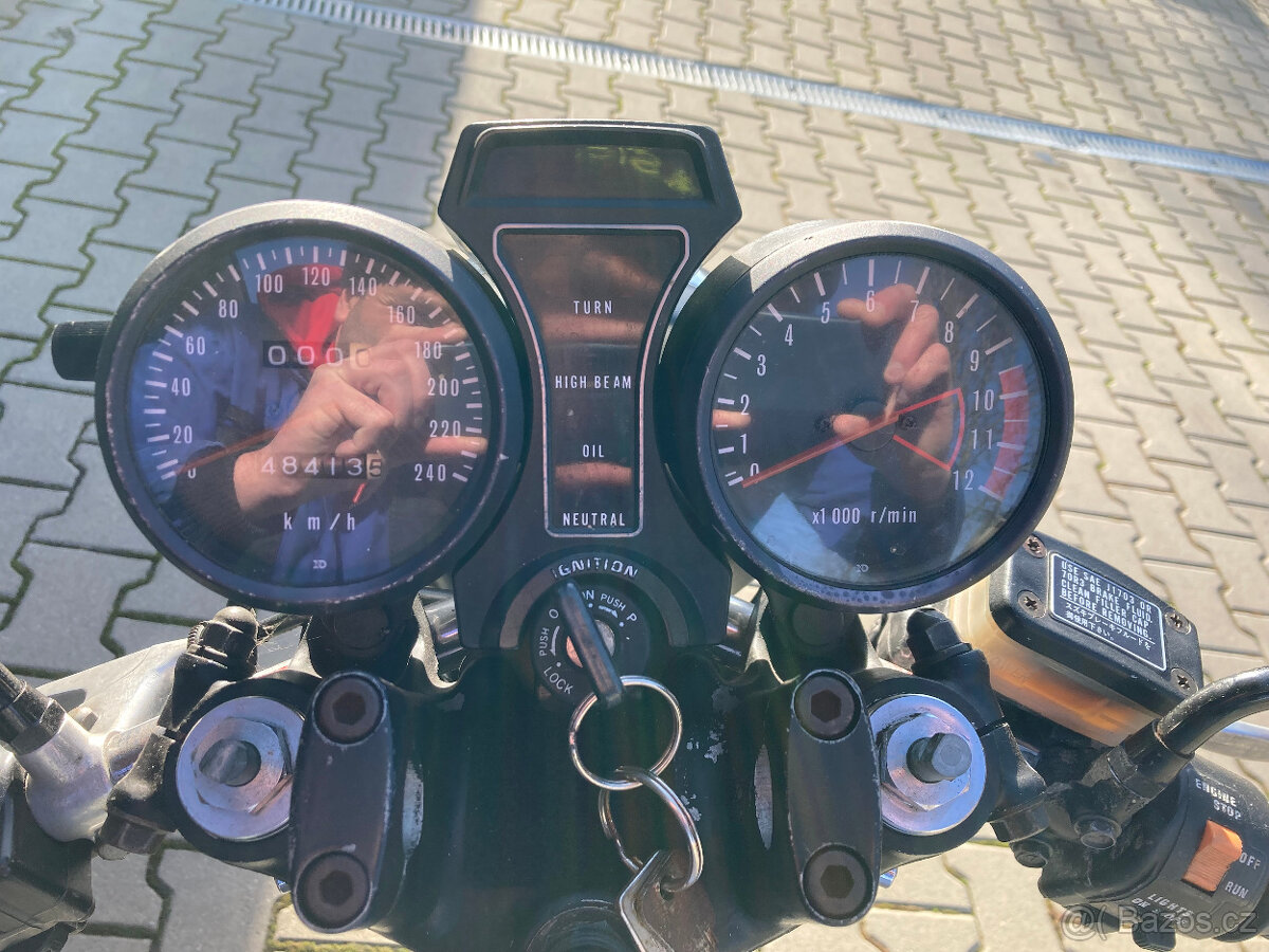 Suzuki GS 650 G Katana - 6