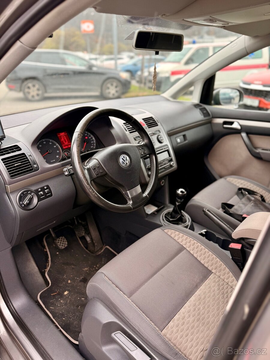 VW Touran Cross 1,4i / R.v.2009 / 103kw - 6