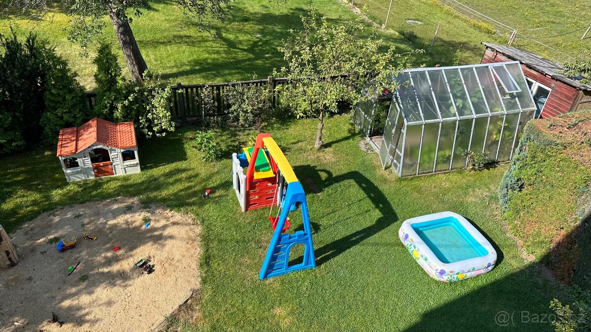 Prodej dvougeneračního rodinného domu - 6