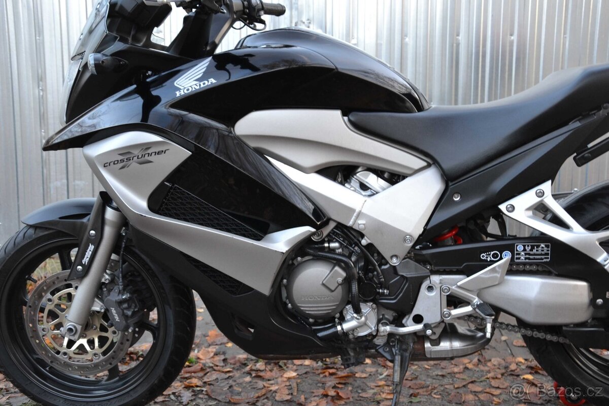 Honda VFR 800X CROSSRUNNER - 6