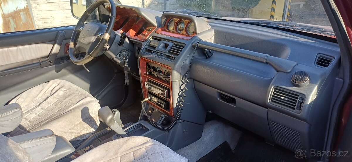Mitsubishi Pajero rv.1995 3.5V6 - 6