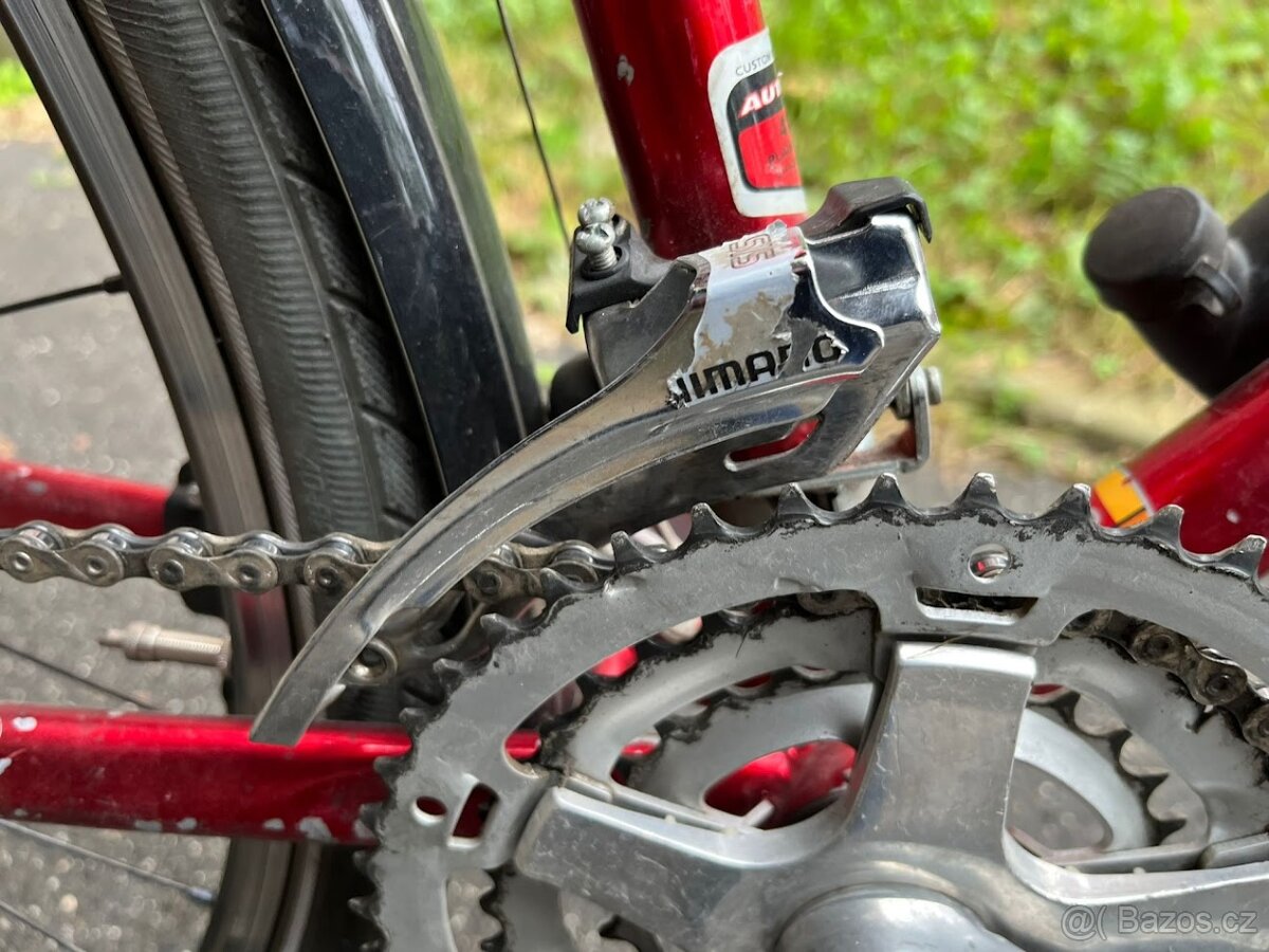 Dvě treková jízdní kola ( pánské a dámské) - 6