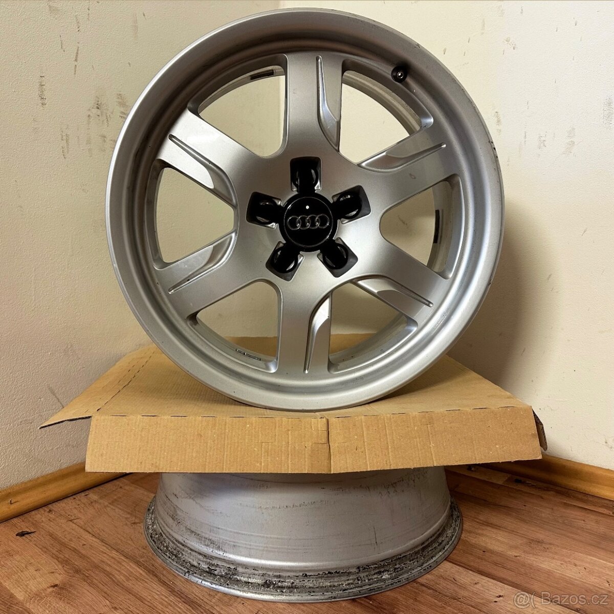 AUDI/ŠKODA/VW/MB 5x112 R17 ET28 (7,5Jx17) 66,6mm - 6