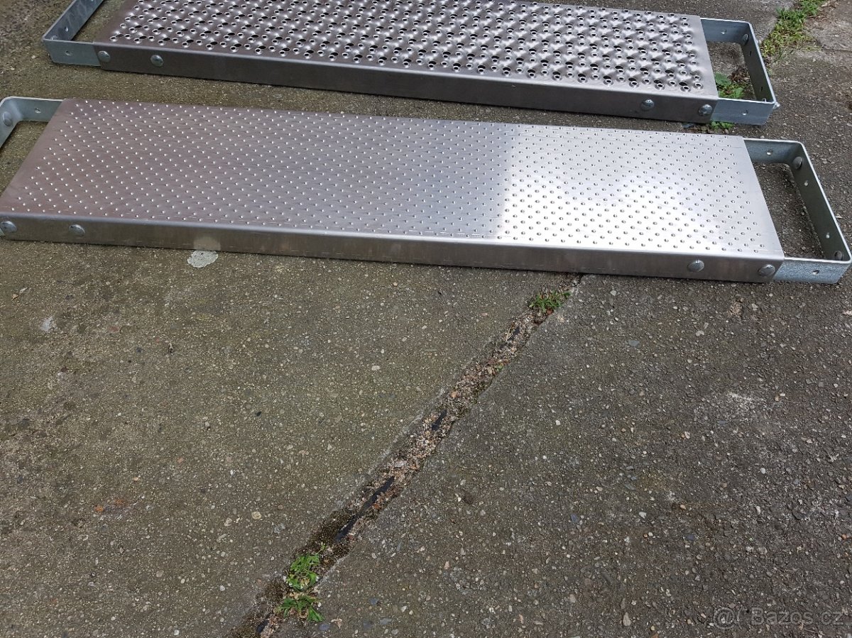 Schodnicový stupeň 10 ks - 6