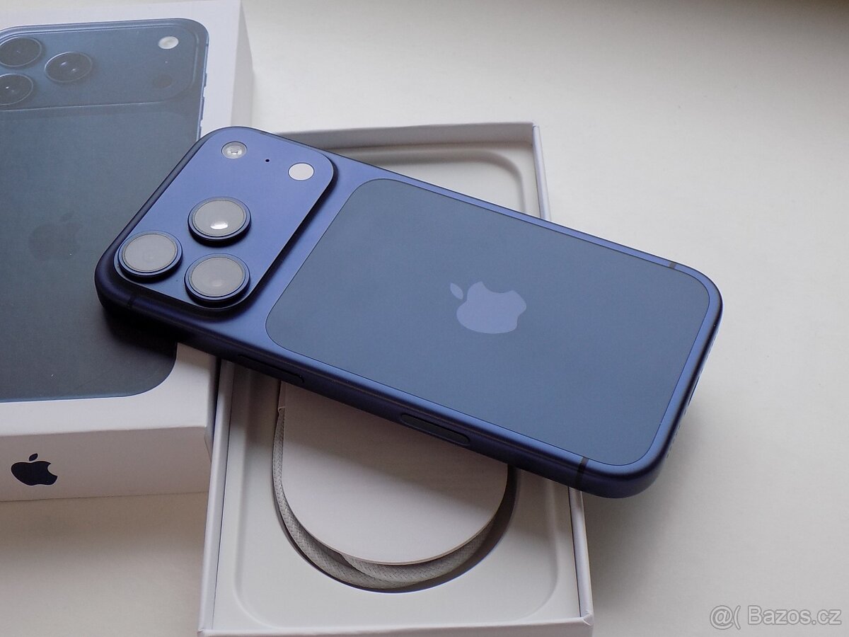 Apple iPhone 17 Pro 256GB Temně modrý - ZÁRUKA - 100% BATER. - 6