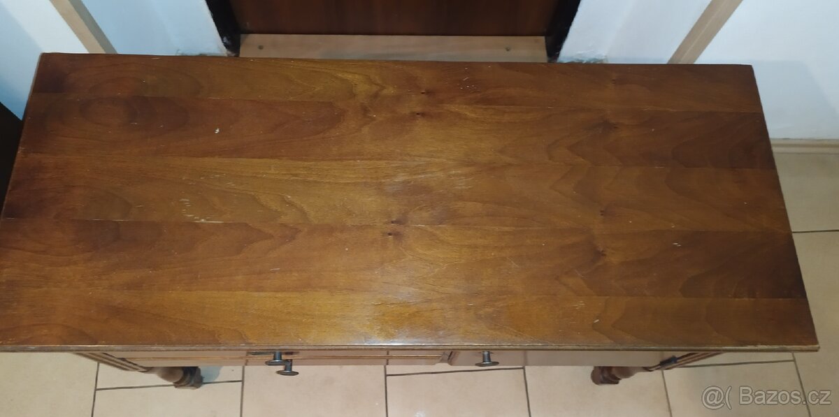 Stará skříňka - 6