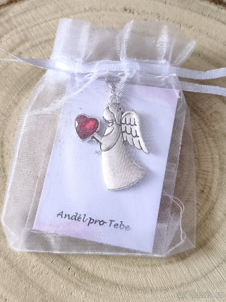 Anděl držící kamínkové srdce..... pro Tebe - 6