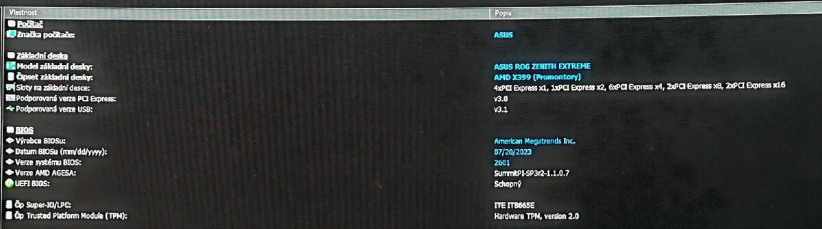 PC sestava s AMD Threadripper 2950X a RGB osvětlením - 6