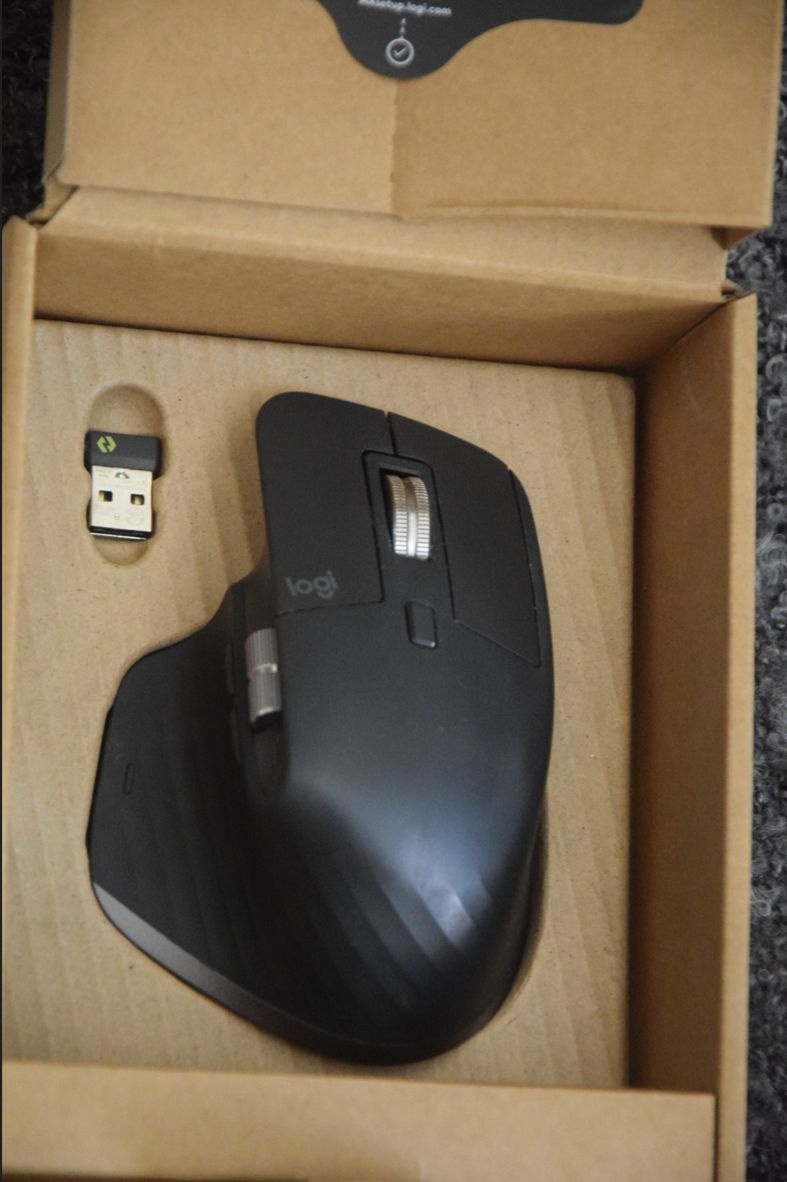 Logitech MX Master 3S verze s USB přijímačem, zár.do 01/2027 - 6