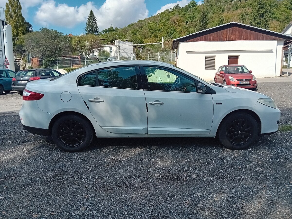 RENAULT FLUENCE 1.5 DCi EXCEPTION 2012 ČESKÁ REPUBLIKA - 6