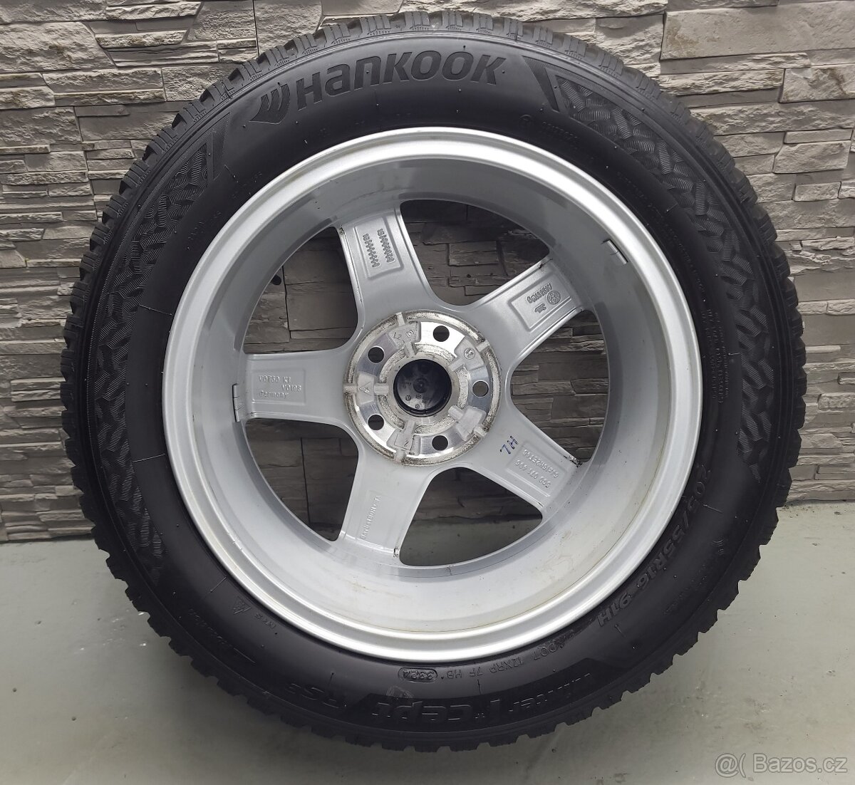 16" Originál VW Aspen 5x112 Golf 7 zimní pneu 7-8mm - 6