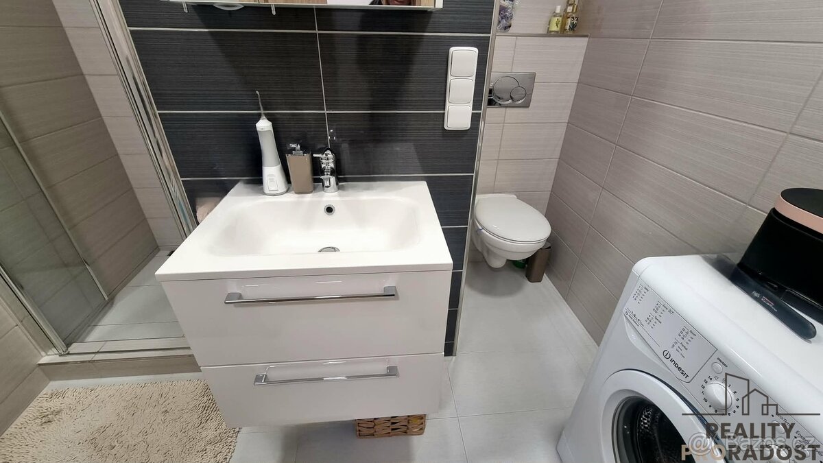 Pronájem bytu 1 + kk Mor. Krumlov - 6