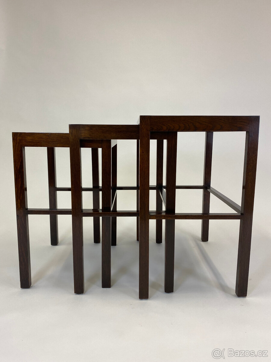 Unikátní hnízdové stolky Halabala - renovace, šelak - 6