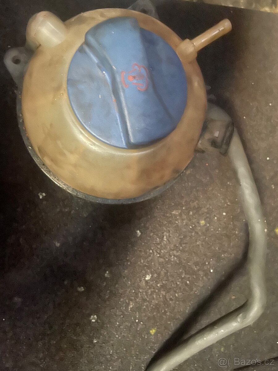 Prodám díly z Octavie 1.9 66kw - 6