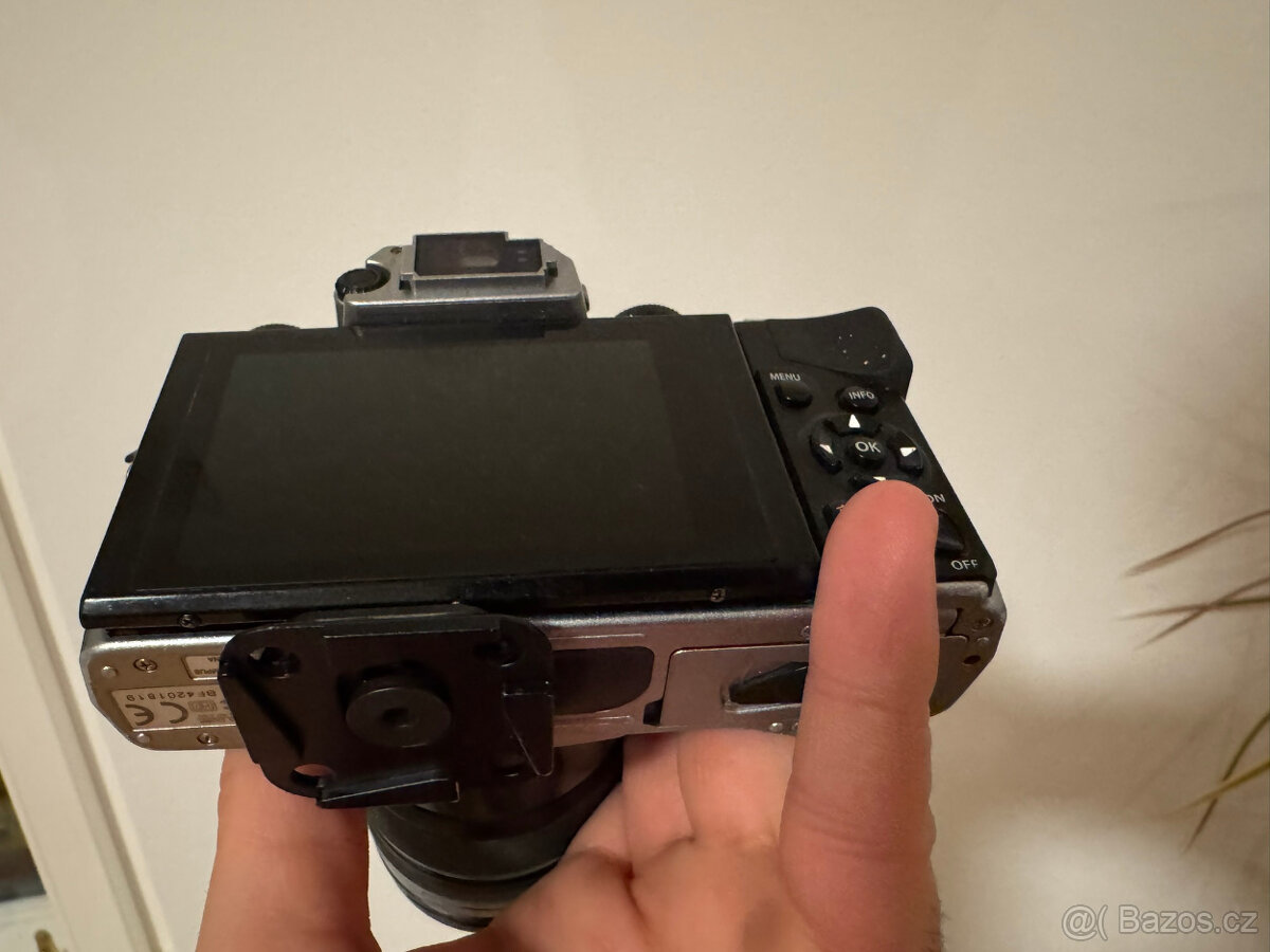 Olympus OM-D E-M5 - 6