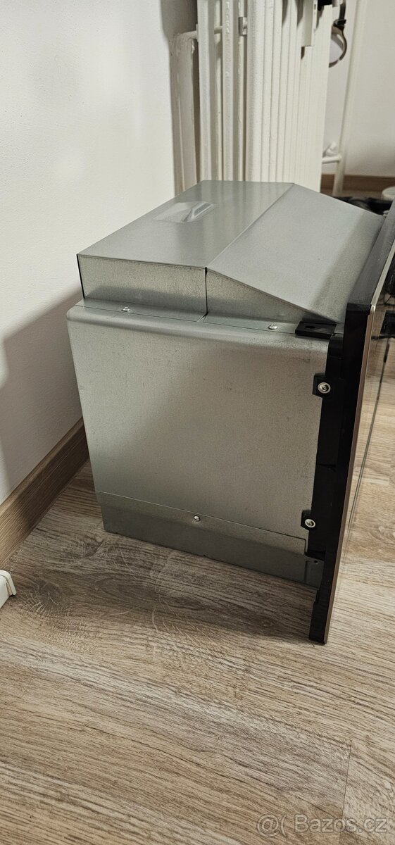 Vestavná mikrovlná trouba Electrolux - 6