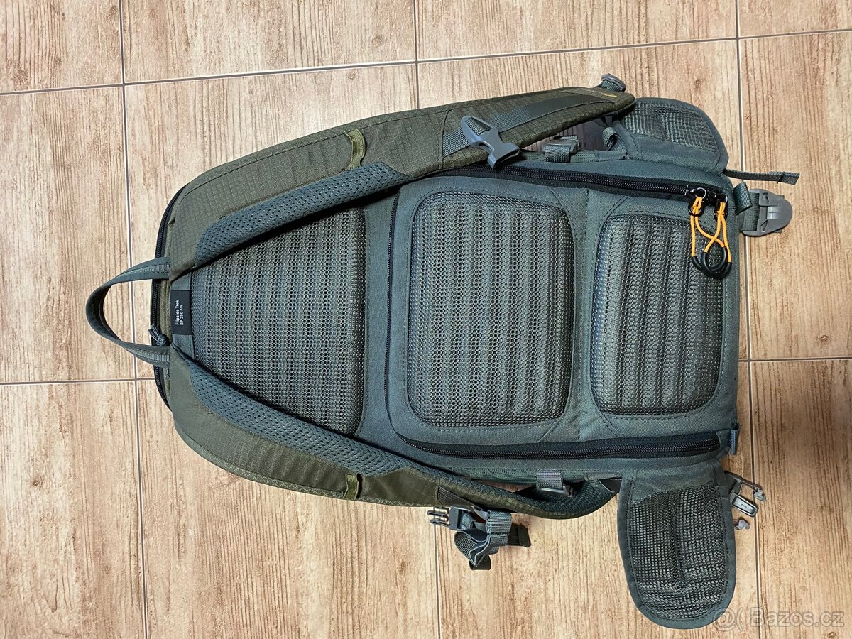 Lowepro Flipside Trek BP 350 AW - 6