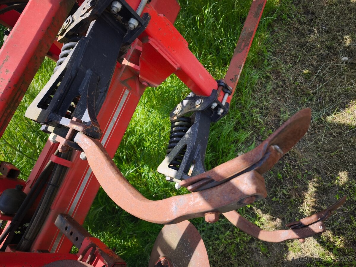 Gregoire Besson Eurotill 5 - 6