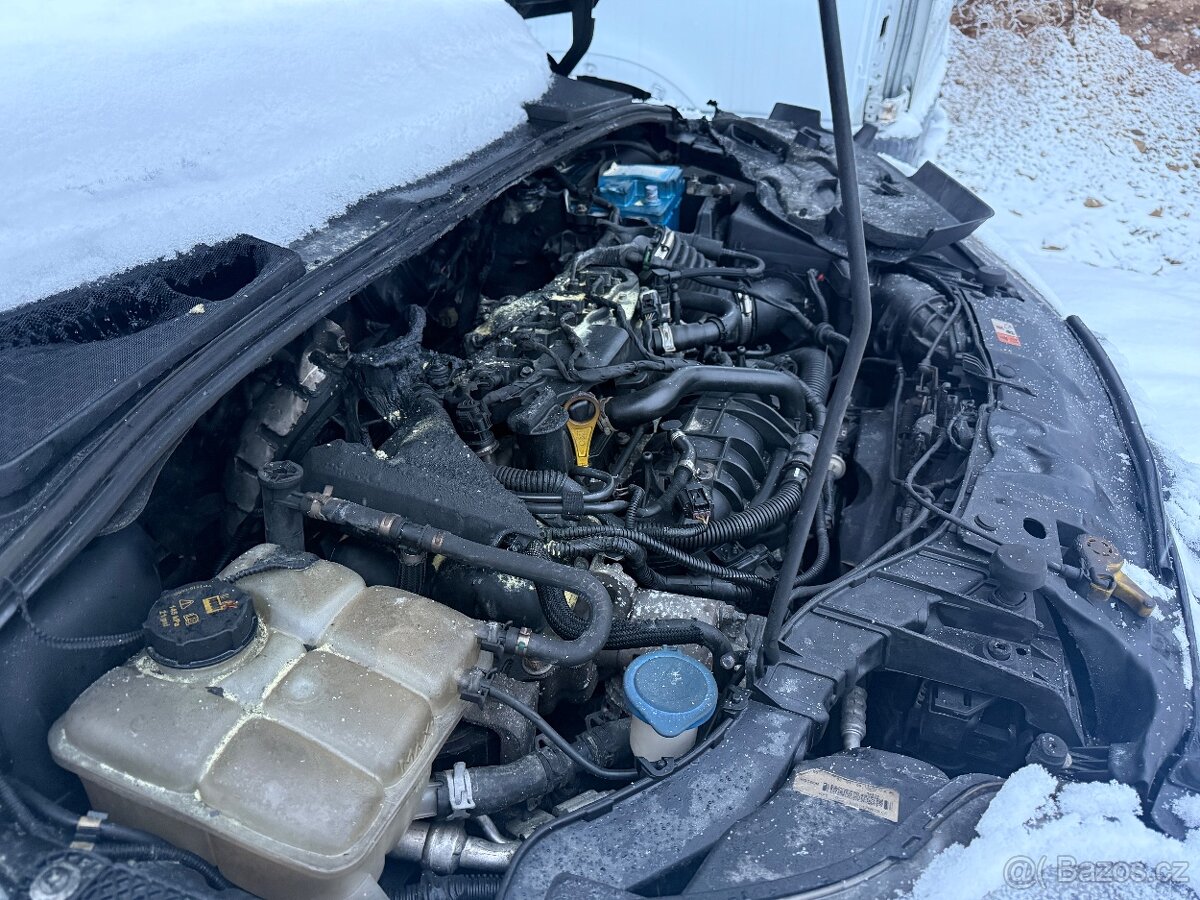 Ford Focus - 2012 - (vyhořelý) 1.6t 134KW - 170.455km - 6