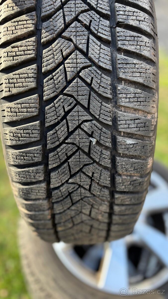 2x sada kol 205/55 R16 ET45 - 6