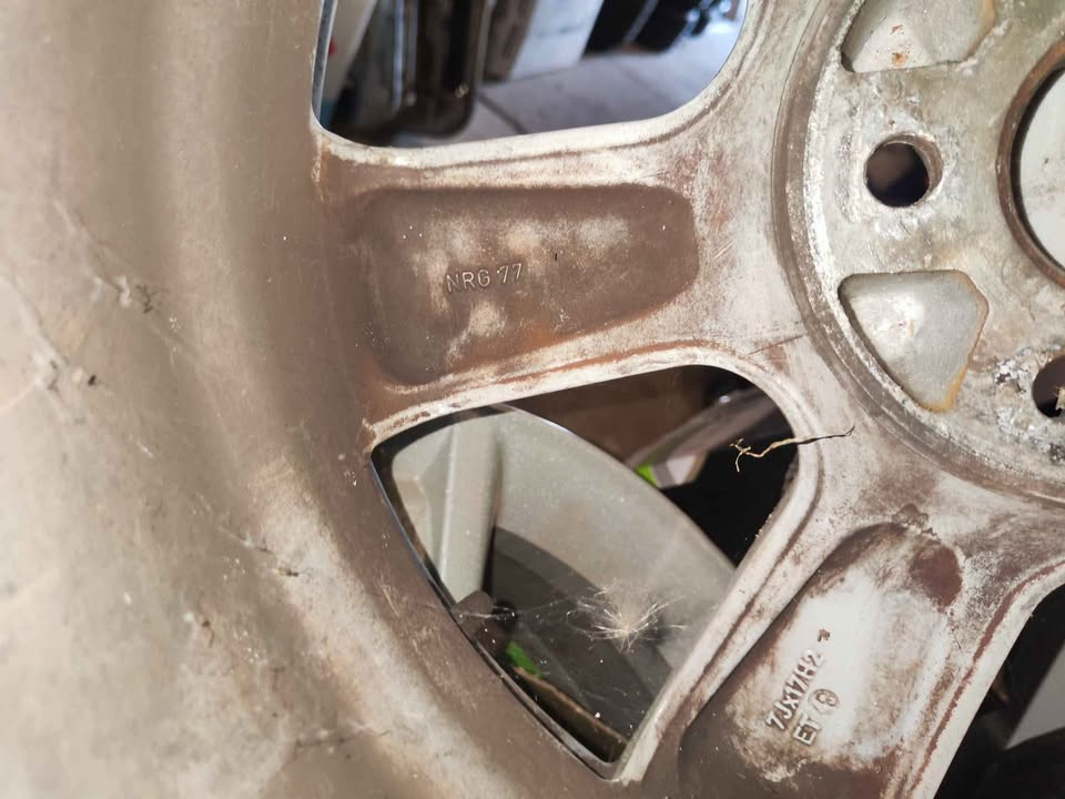 ALU kola OEM Subaru 5x100 - 6