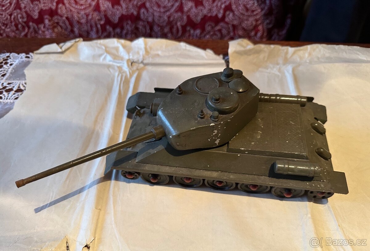 Dělo, tank - 6